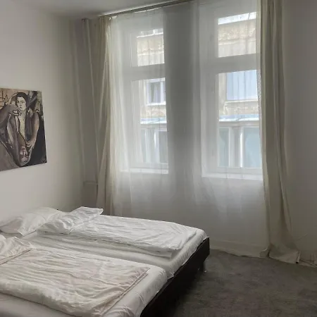 Nikolas * Βελιγράδι